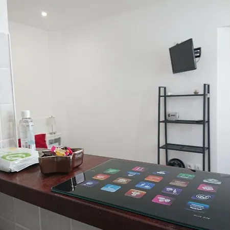 Petit A Chartrons / Jardin Public