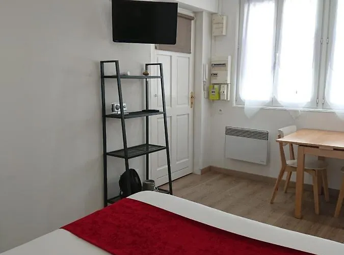 Petit A Chartrons / Jardin Public Apartment